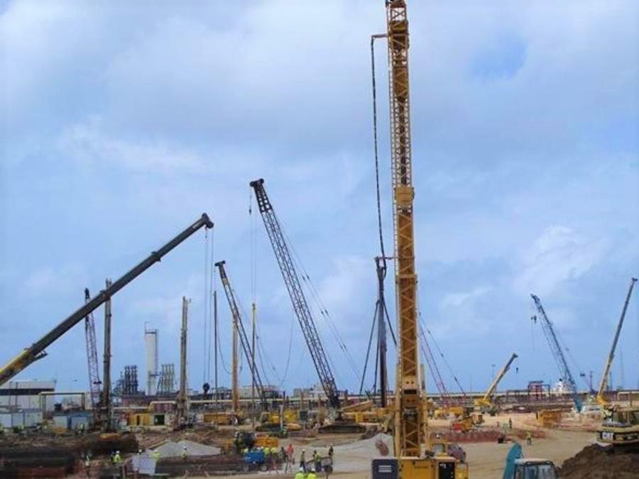 Keller rigs installing foundations: LNG Train - Skikda