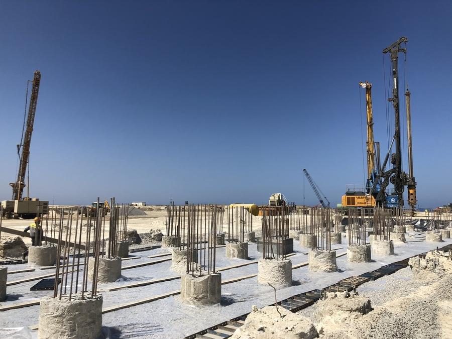 Mostaganem : Nouvelle Centrale électrique à Mostaganem. Réalisation de colonnes ballastées et de pieux diamètres 800 sur 30 m de profondeur.